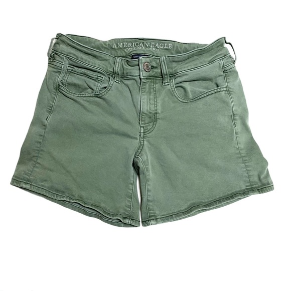 American Eagle Shorts Midi Green Khaki Folded Hem - Picture 2 of 7